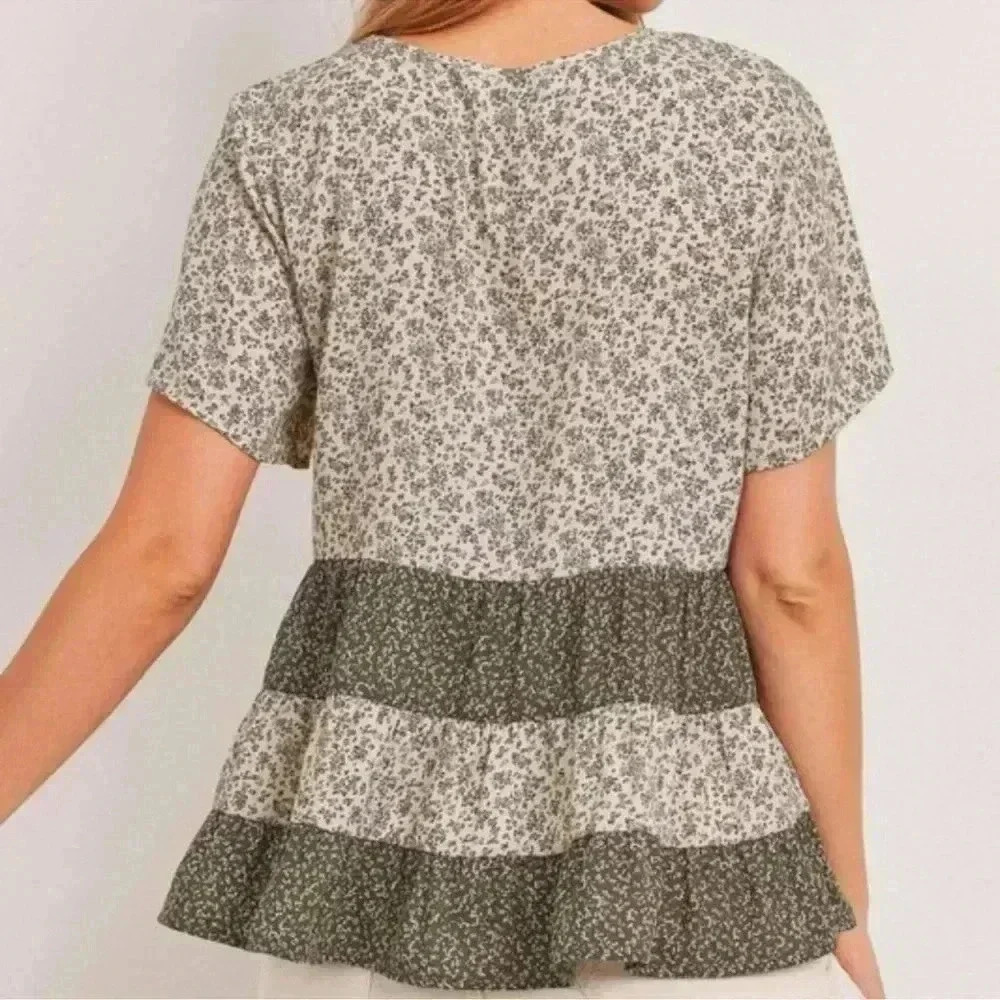 Paper Crane mixed media baby doll short sleeve top green floral small - Picture 2 of 9